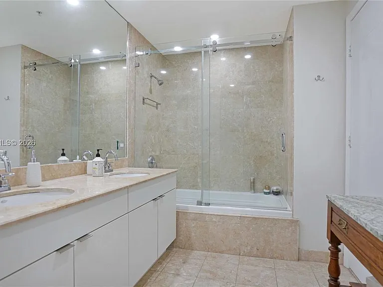 801 Brickell Key Blvd #2210 — Photo 16