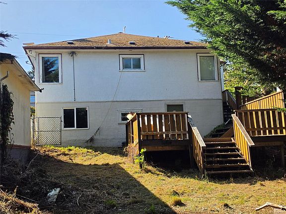 3rd image of 315 View St