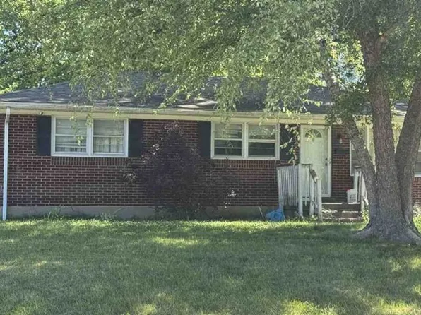 4327 Charlotte Ann Dr, Louisville, KY 40216