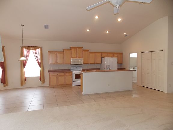 5th image of 1348 W Skyview Crossing Dr