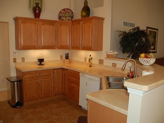 3rd image of 4937 Kennebank Ln