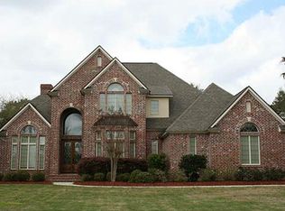 7509 Woodland Dr, Pass Christian, MS 39571