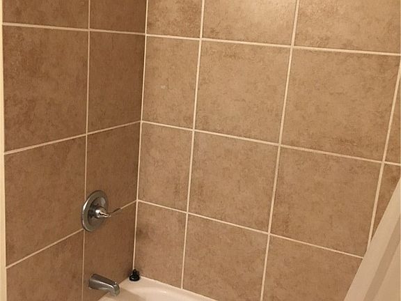 5th image of 1058 W Avenue J15