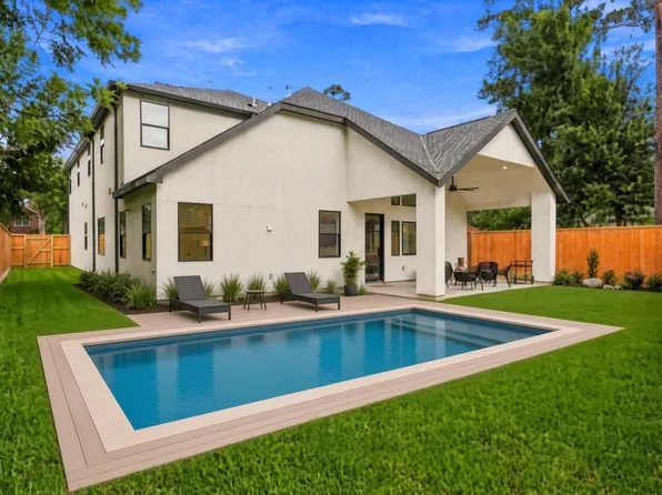 959 Althea Dr, Houston, TX 77018