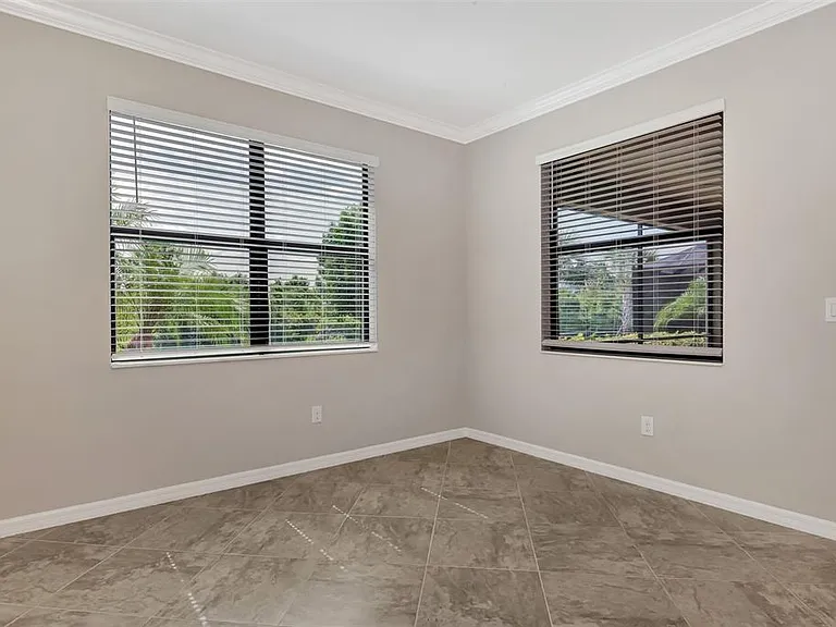 10113 Fiddlewood Dr — Photo 40
