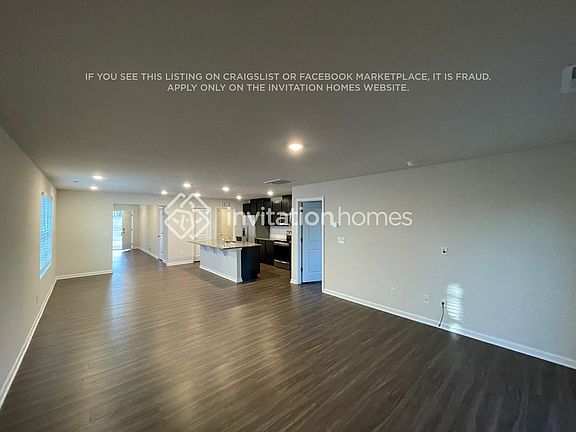 3rd image of 5024 Cameron Commons Pkwy