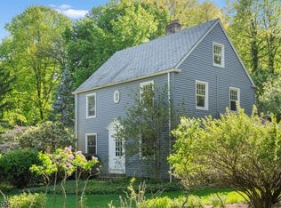 30 Edgecliff Rd, Montclair, NJ 07043