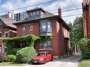 217 Caroline St S, Hamilton, ON L8P 3L5