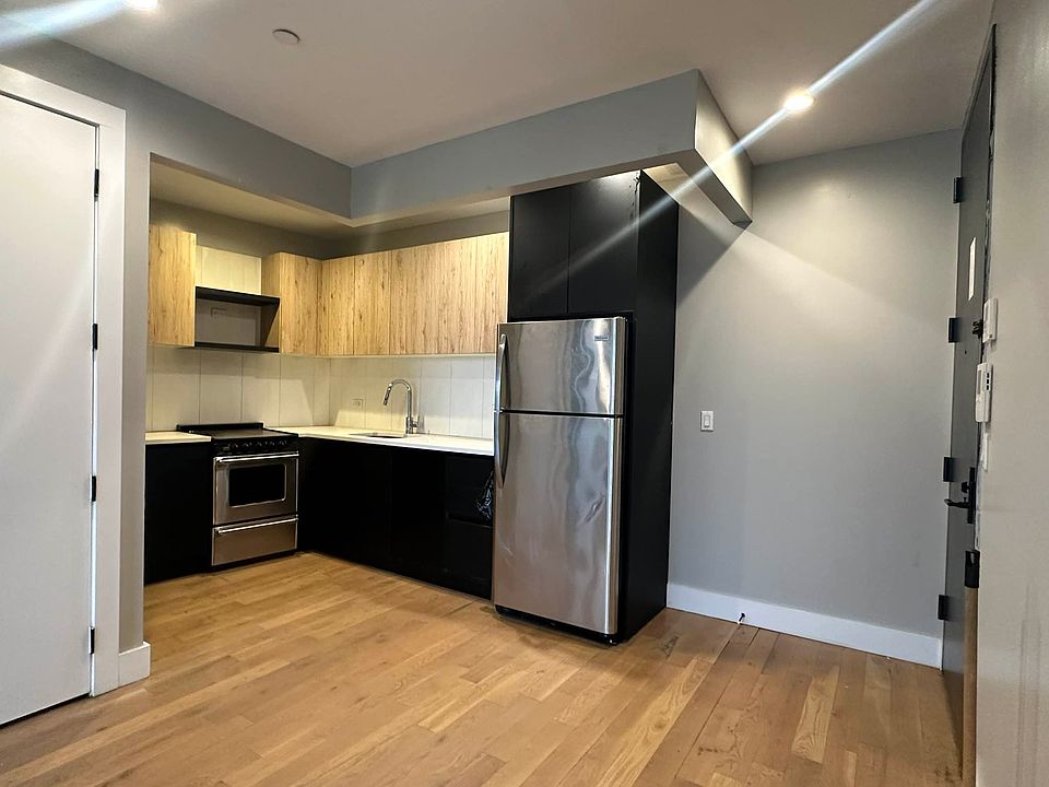 1st image of 540 E 138th St #3D