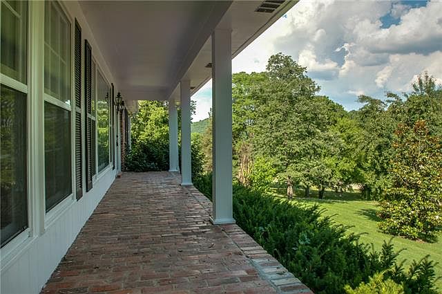 2nd image of 7440 Lakeview Dr