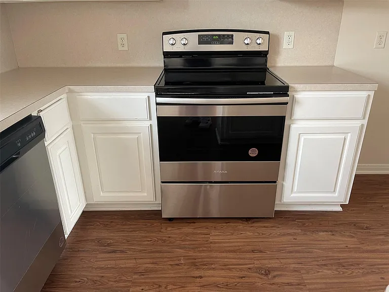 16216 Setting Sun Ct — Photo 22