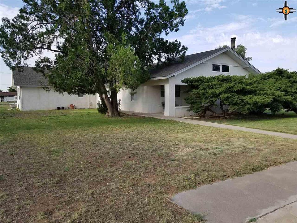 1st image of 307 Center Ave