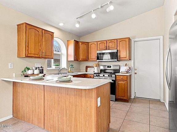 3rd image of 12721 W PALM Lane