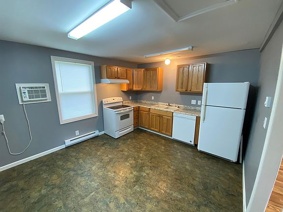 Kitchen (view from laundry area)