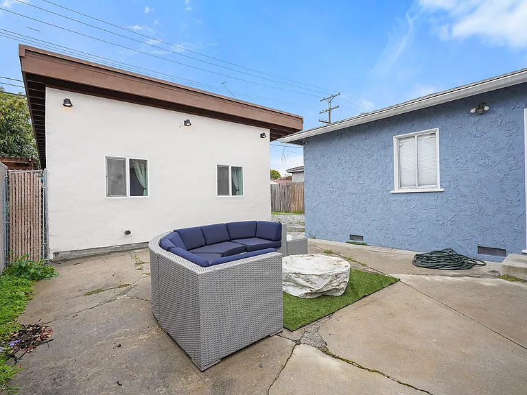 8333 Gonzaga Ave — Photo 16