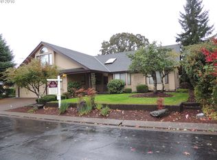 1140 NW Sunnywood Ct, McMinnville, OR