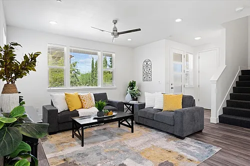 2201 Tapia Way Photo 1