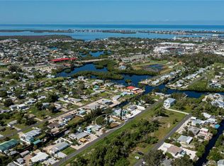 1157 N Ln, Englewood, FL 34224