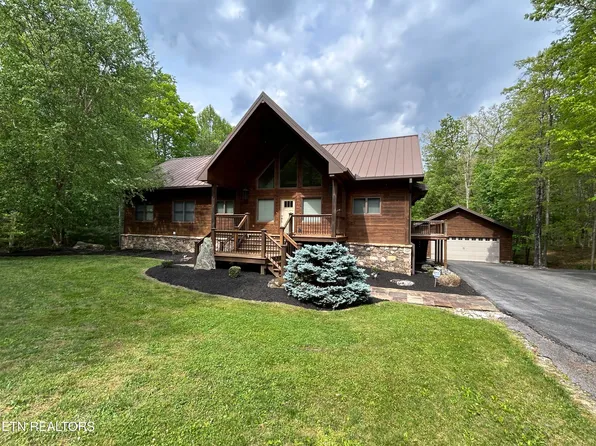 150 Red Oak Dr, Oneida, TN 37841