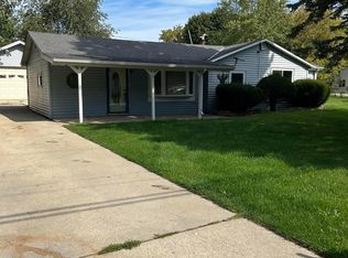 2220 Winthrop Ave, Racine, WI 53403