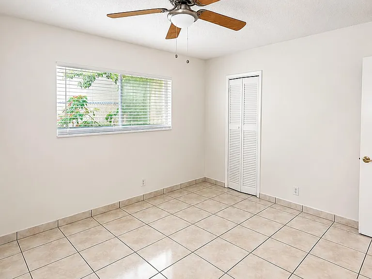 1814 E Oakland Park Blvd #41 — Photo 6