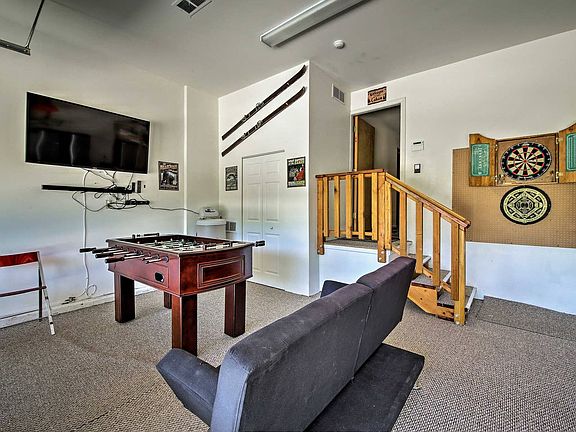 4th image of 381 Fallen Leaf Rd