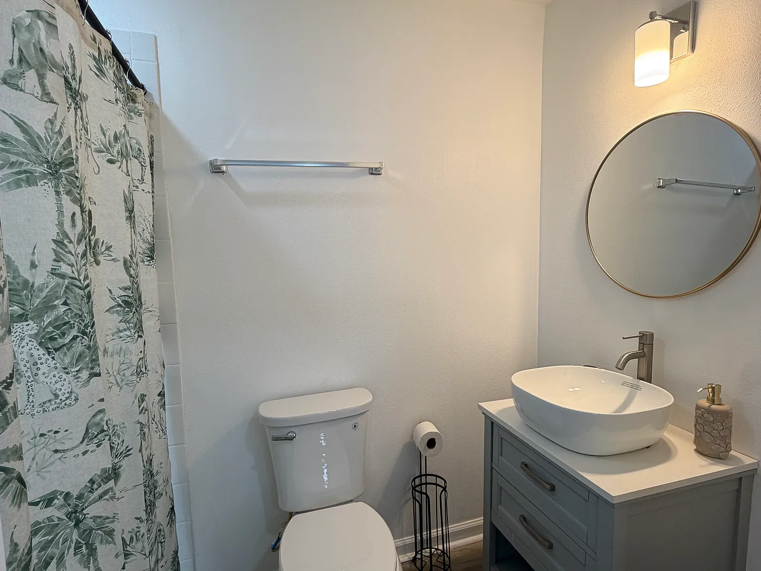 4 bed, 600 sqft, $1,250 — Photo 2