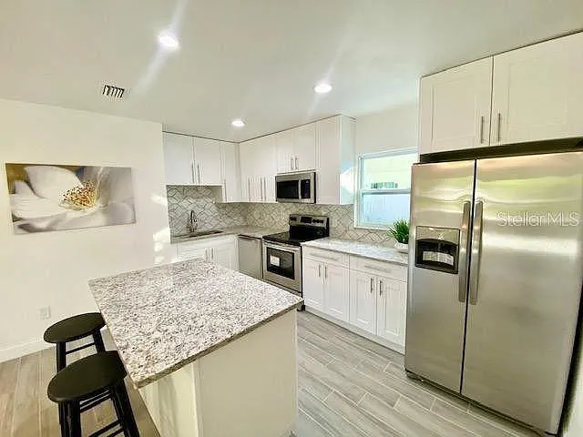 3216 W Rogers Ave