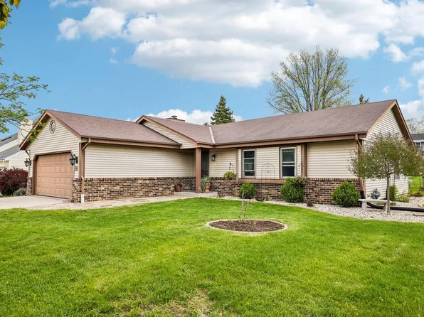 W163N10528 Ridgeview LANE, Germantown, WI 53022