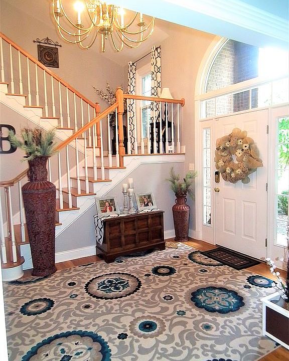 2 Story Foyer