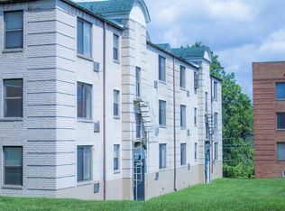 7208 Burrwood Dr, Saint Louis, MO 63121