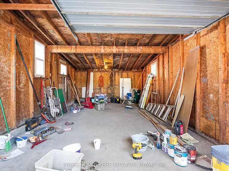 1402 Kilborn Ave — Photo 36
