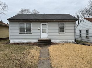 1826 7th St, Rock Island, IL 61201