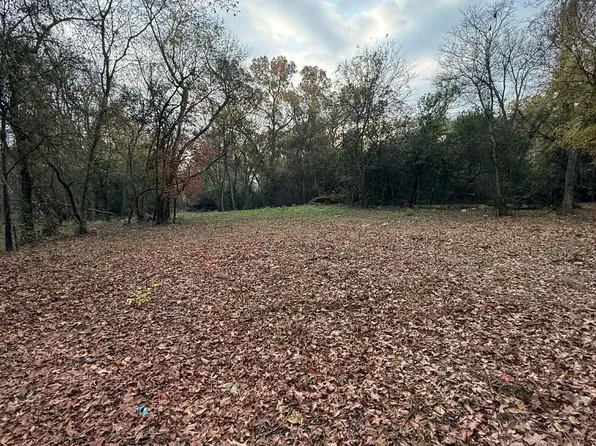 3302 Bronco St, Longview, TX 75602