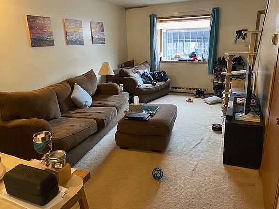 4th image of 2078 Mary Ellen Ln