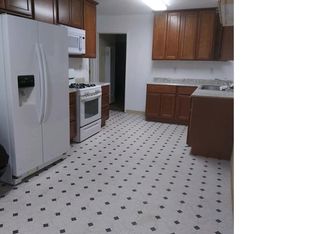 9889 Plymouth St, Oakland, CA 94603