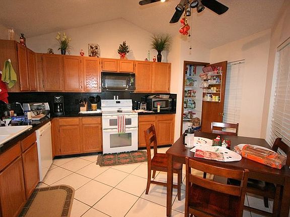 4th image of 1016 Albamonte Ct