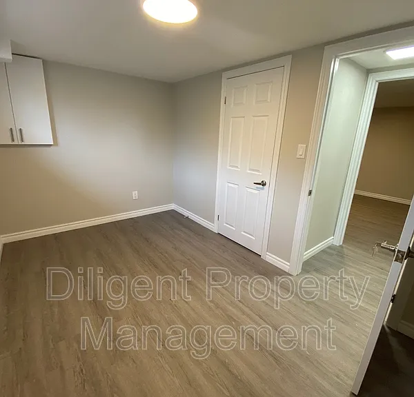 1528 Redwood Dr #LOWER — Photo 6