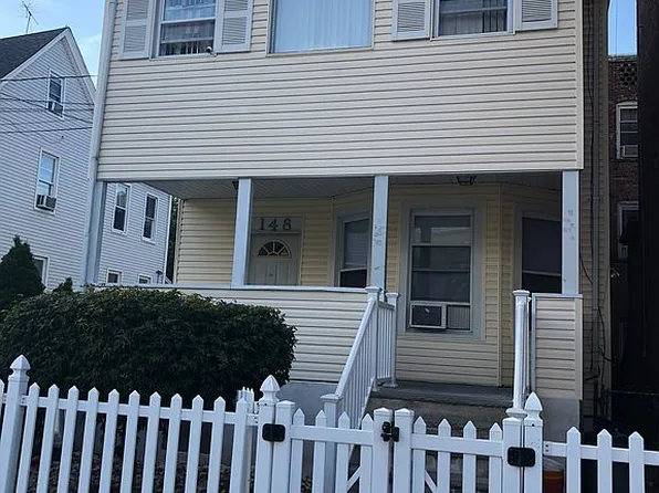 148 President St, Passaic, NJ 07055