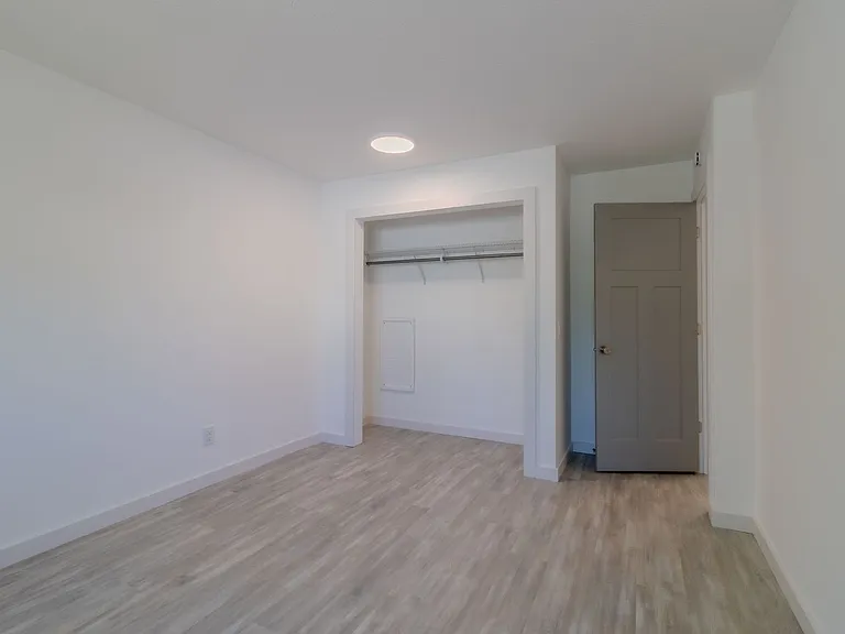 Ingalls Avenue Apartments — Photo 23