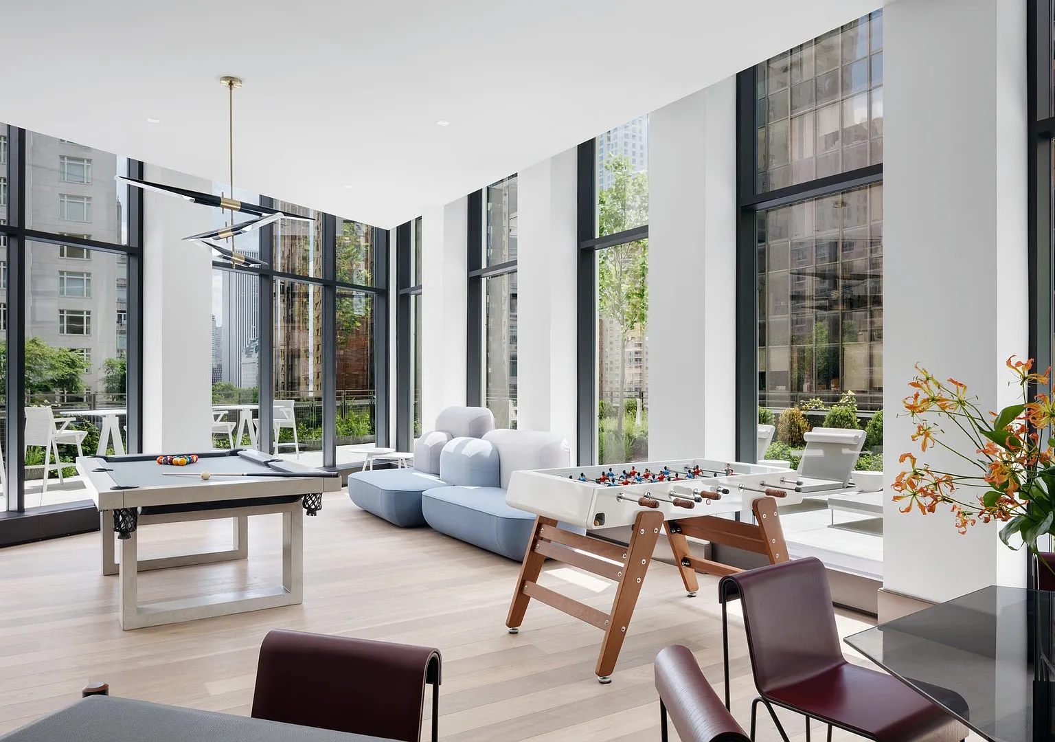 15 West 61st Street — Photo 4