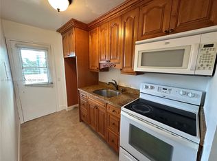 7904 West Dr APT 208, North Bay Village, FL 33141