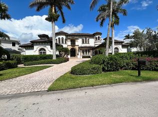 1881 7th St S, Naples, FL 34102