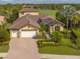 7813 Valderrama Way, Lakewood Ranch, FL 34202