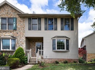 1370 Overlook Rd, Middletown, PA 17057