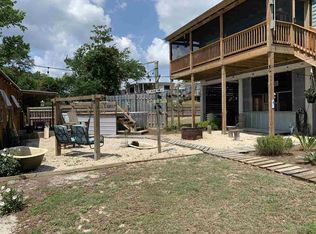 126 Carolina St, Lanark Village, FL 32323