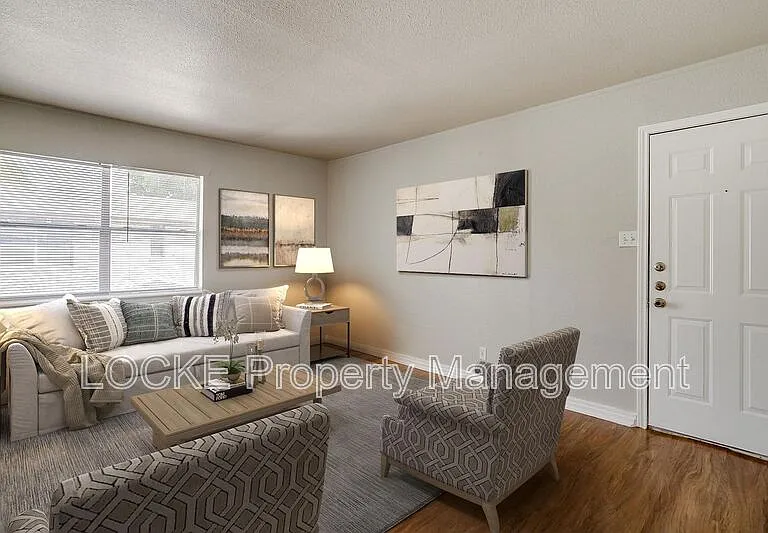 3421 S University Dr #C — Photo 1