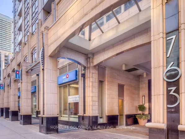 763 Bay St #2606, Toronto, ON M5G 2R3