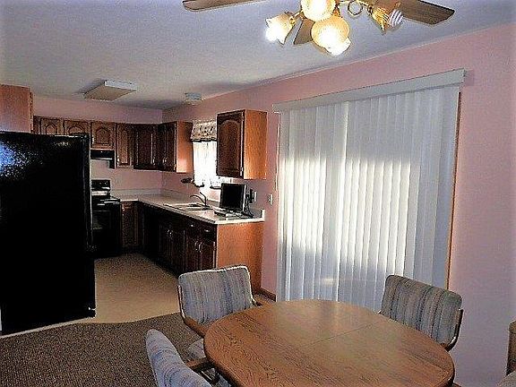 3rd image of 753 Folsom Ln