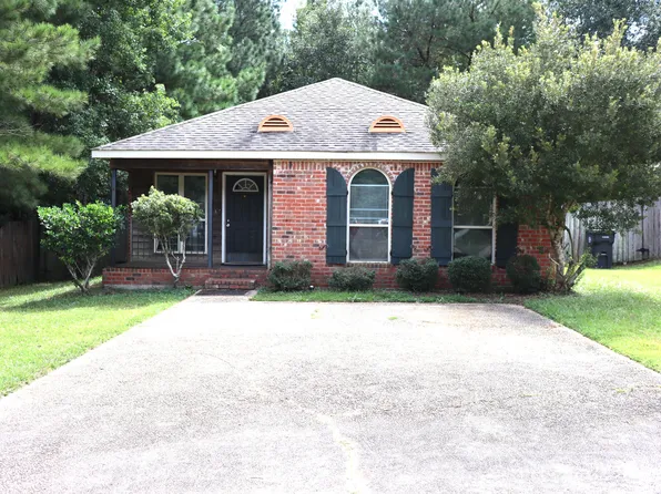 54 Lasalle St, Hattiesburg, MS 39402